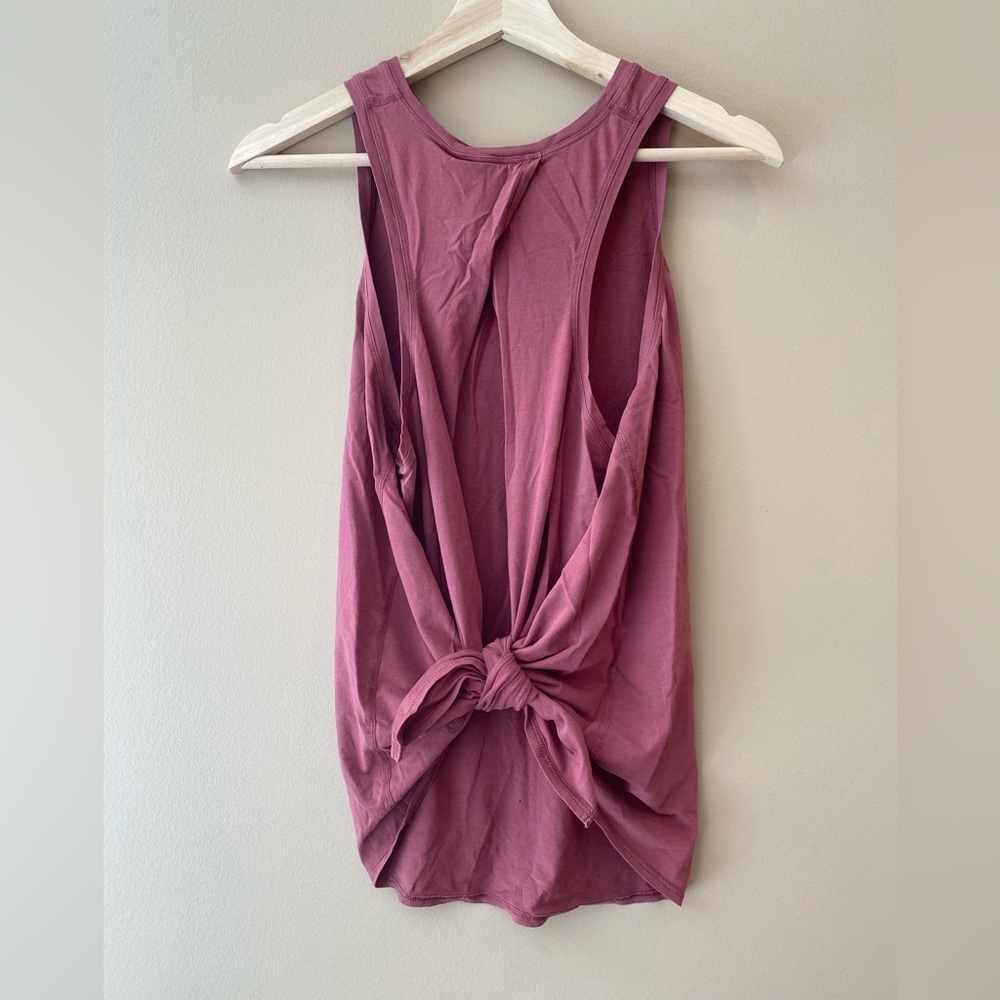 Lulu Lemon tie back tank
